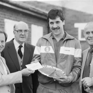 David Seaman with Young Player of the Month Award Print