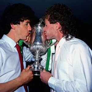Davie Provan & Frank McGarvey kissing trophy May 1985