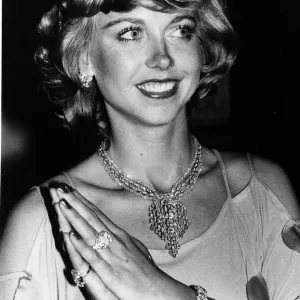 Davina Sheffield wearing diamonds at charity function 1977
