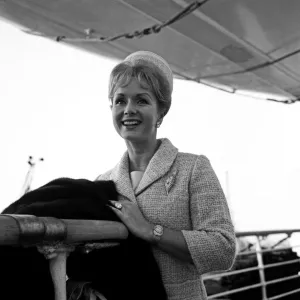Debbie Reynolds Arrives in England on Queen Elizabeth Print 1964
