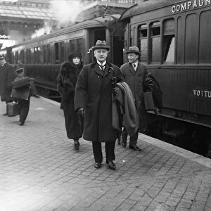 Delegates leave for the Inter - Allied conference in Paris - Lord