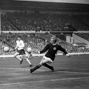 Denis Law & Martin Peters England v Scotland game 1967 Denis Law & Martin Peters England v Scotland game 1967