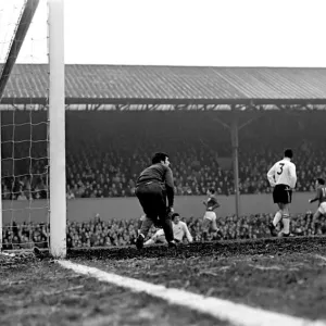 Derby v. Nottingham Forest. Forest second goal scored Lyons. December 1969 Z11534-024 Derby v. Nottingham Forest. Forest second goal scored Lyons. December 1969 Z11534-024