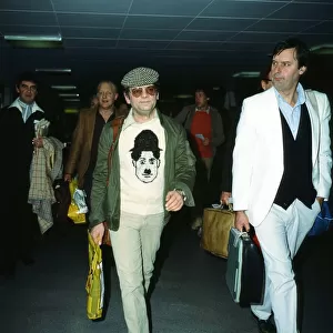 Derek Nimmo, Frank Windsor, David Jason and John Fortune at London Airport