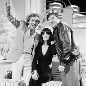Des O Connor plays genial host to his guests Jimmy Tarbuck and Mart Caine Des O Connor plays genial host to his guests Jimmy Tarbuck and Mart Caine