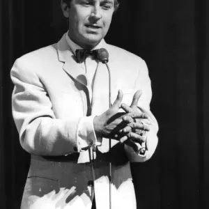Des O Connor singing at Royal Variety show - May 1968