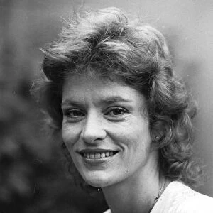 Diana Quick smiling during interview - August 1982 06 / 08 / 1982
