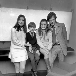 Diana Rigg and Robert Culp with the two children Zuleika Robson