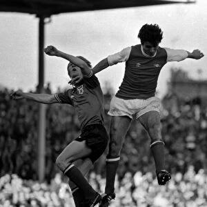 Division 1 football. Arsenal 2 v. Sunderland 2. October 1980 LF04-44-009