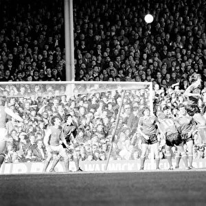 Division 1 football. Arsenal 2 v. Sunderland 2. October 1980 LF04-44-032