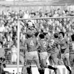 Division 2 football. Chelsea 3 v. Charlton 2. October 1983 LF14-12-075