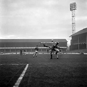 Division one football 1969 / 70 season. Everton v Liverpool
