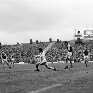 Division Two Football 1980 / 81 Season. Luton v West Ham United, Kenilworth Road Division Two Football 1980 / 81 Season. Luton v West Ham United, Kenilworth Road