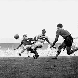 Division One Print: Liverpool 1 v West Ham 2, September 1963
