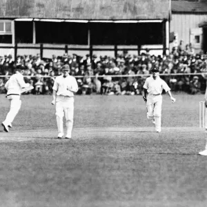 Don Bradman, Cricketer Bradman the 21 year old batsman scores his 200th run Don Bradman, Cricketer Bradman the 21 year old batsman scores his 200th run