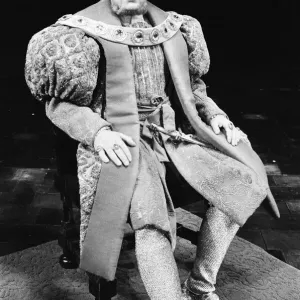 Donald Sinden as King Henry 8th in a scene from Henry 8th, which opens as the RSC Donald Sinden as King Henry 8th in a scene from Henry 8th, which opens as the RSC