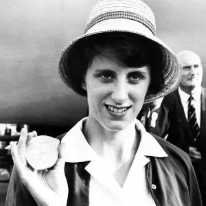 Dorothy Hyman September 1962 Dorothy Hyman September 1962
