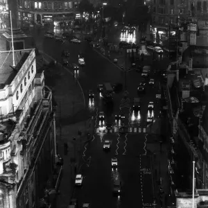 Drivers make their way through the gloom at lunchtime in London August 1981 Drivers make their way through the gloom at lunchtime in London August 1981