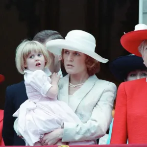 Print of Sarah Ferguson holding Princess Beatrice on Buckingham Palace balcony