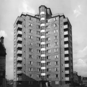 Duddeston tower blocks. Birminghams first multi-storey flats. 17th May, 1964