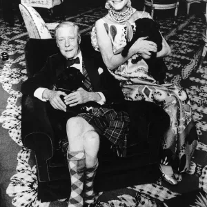 Duke & Duchess of Windsor at their home Dbase MSI Brochure Duke & Duchess of Windsor at their home Dbase MSI Brochure