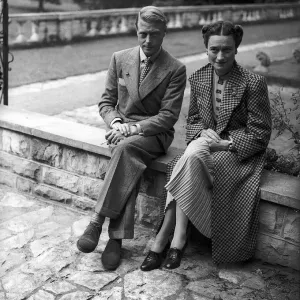 Print of The Duke and Duchess of Windsor arriving in England, September 1939