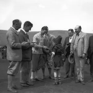 The Duke of York Evan Williams & F Hodges May 1924 at a golf tournament