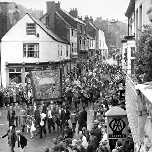 Durham Miners Gala - the crowd pass by Jim Callaghan