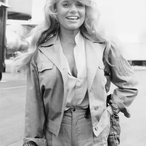 Dyan Cannon at Heathrow Airport Print - July 1979