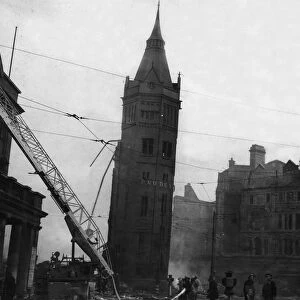 Early on the 8th May 1941 the Prudential Tower in Hull City Centre is still standing