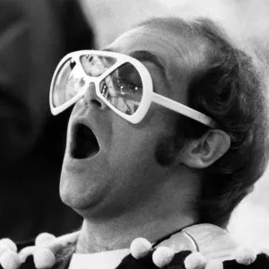 Elton John fans swarm in to Watfords Vicarage Road ground Elton John fans swarm in to Watfords Vicarage Road ground