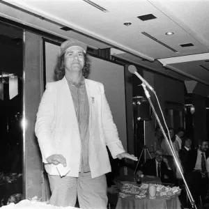 Elton John at the Music Therapy Charity Luncheon at the Intercontinental Hotel in Park Elton John at the Music Therapy Charity Luncheon at the Intercontinental Hotel in Park