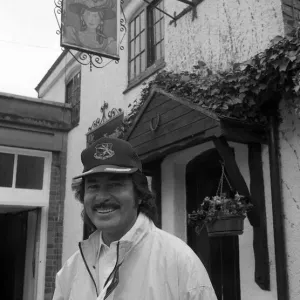 Engelbert Humperdinck Print at Leicester Home Pub Engelbert Humperdinck Print at Leicester Home Pub