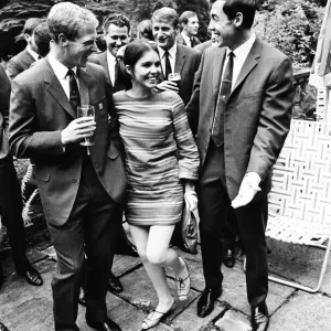 England footballer Gordon Banks reacts after giving a kiss to actress Vivienne Ventura England footballer Gordon Banks reacts after giving a kiss to actress Vivienne Ventura