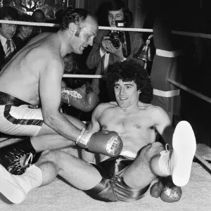 England footballer Kevin Keegan with former British boxer Henry Cooper England footballer Kevin Keegan with former British boxer Henry Cooper