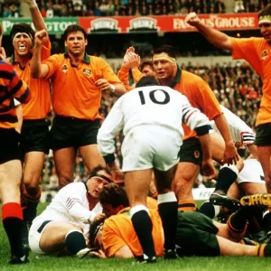 England v New Zealand Rugby Union World Cup 1991 the Australians score a try in