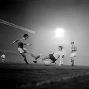 Derby County v Manchester Utd League Cup Quarter Final Replay Print 1969 Derby County v Manchester Utd League Cup Quarter Final Replay Print 1969