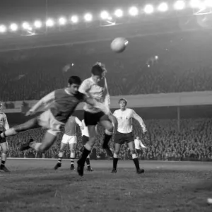 Partido de Semifinales de la Copa de la Liga Inglesa Primera Parte en Highbury. Partido de Semifinales de la Copa de la Liga Inglesa Primera Parte en Highbury.