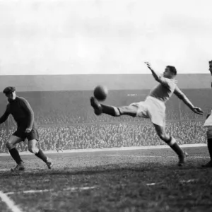 Anfield 1935: Liverpool v Everton Print Anfield 1935: Liverpool v Everton Print