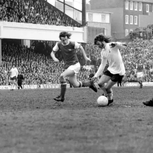 Arsenal v Tottenham Hotspur Print, Highbury 1975 Arsenal v Tottenham Hotspur Print, Highbury 1975