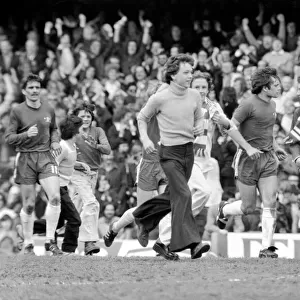 English League Division One match at Stamford Bridge. Chelsea 1 v Everton 1 Chelsea