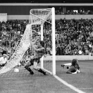 West Bromich Albion 3 v Manchester United 1 Print September 1982 West Bromich Albion 3 v Manchester United 1 Print September 1982
