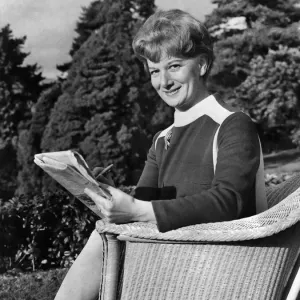 L'entertainment. L'actrice de télévision Jean Alexander qui joue Hilda Ogden dans la soap. L'entertainment. L'actrice de télévision Jean Alexander qui joue Hilda Ogden dans la soap.