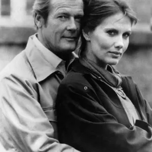 Entertainment: Film: James Bond: Roger Moore and his co-star Maud Adams in the Bond film