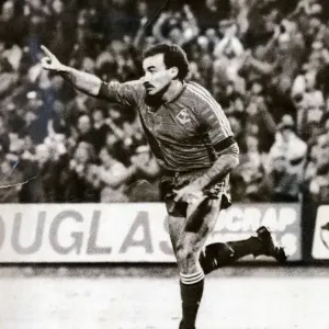 EQI ABERDEEN IN EUROPE WILLIE MILLER CELEBRATES SCORING GOAL IN EUROPEAN CUP ABERDEEN EQI ABERDEEN IN EUROPE WILLIE MILLER CELEBRATES SCORING GOAL IN EUROPEAN CUP ABERDEEN