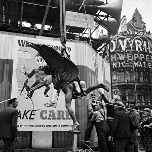 Eros returns to Piccadilly Circus following the end of the second world war