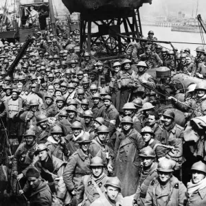 The evacuation of Allied soldiers from the beaches and harbour of Dunkirk, June 1940 The evacuation of Allied soldiers from the beaches and harbour of Dunkirk, June 1940