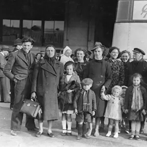 Evacuation to Wales. August 1940. Many thousands of people