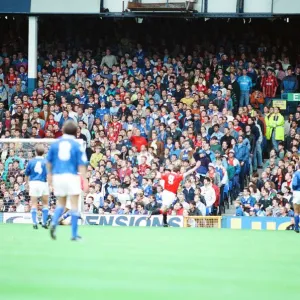 Everton 0-2 Manchester United, league match at Goodison Park Everton 0-2 Manchester United, league match at Goodison Park
