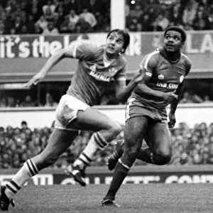Everton 3 v. Leicester City 0. November 1984 MF18-08-142
